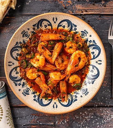 Creveti in sos picant