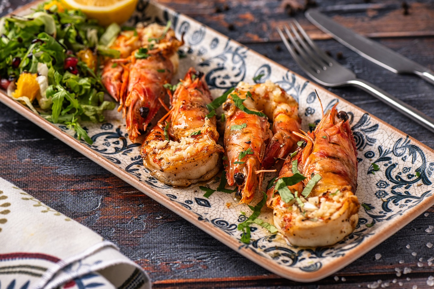 Creveti in sos picant